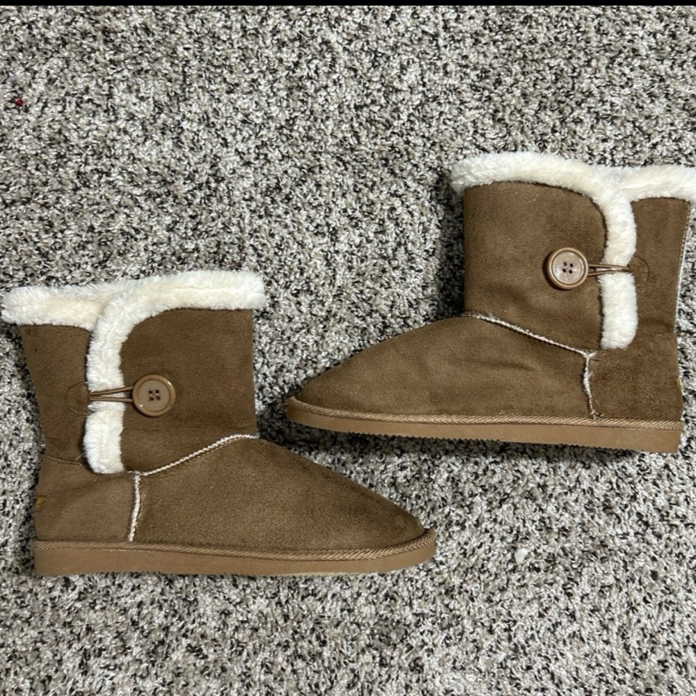 Women’s boots